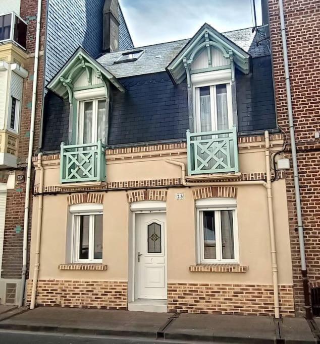 Logement Dans Maison De Pecheur Le Treport Luaran gambar